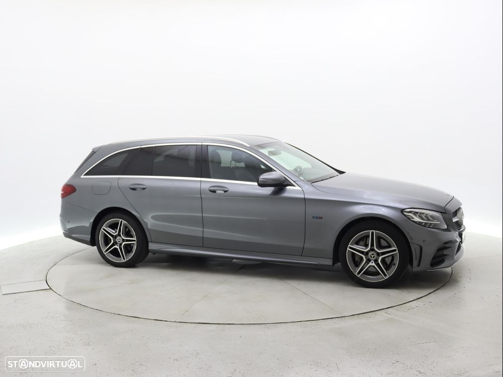 Mercedes-Benz C 300 de AMG Line - 9