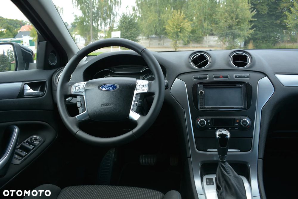 Ford Mondeo - 17