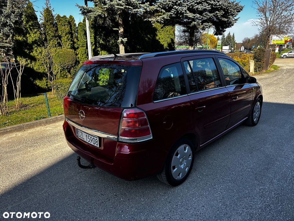 Opel Zafira 2.2 Innovation - 4