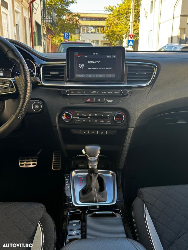 Kia Ceed 1.4 T-GDI 7DCT GT Line - 11