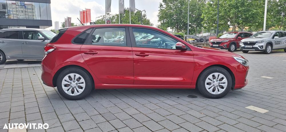 Hyundai i30 1.4 MPi 5DR M/T ISG Comfort - 8