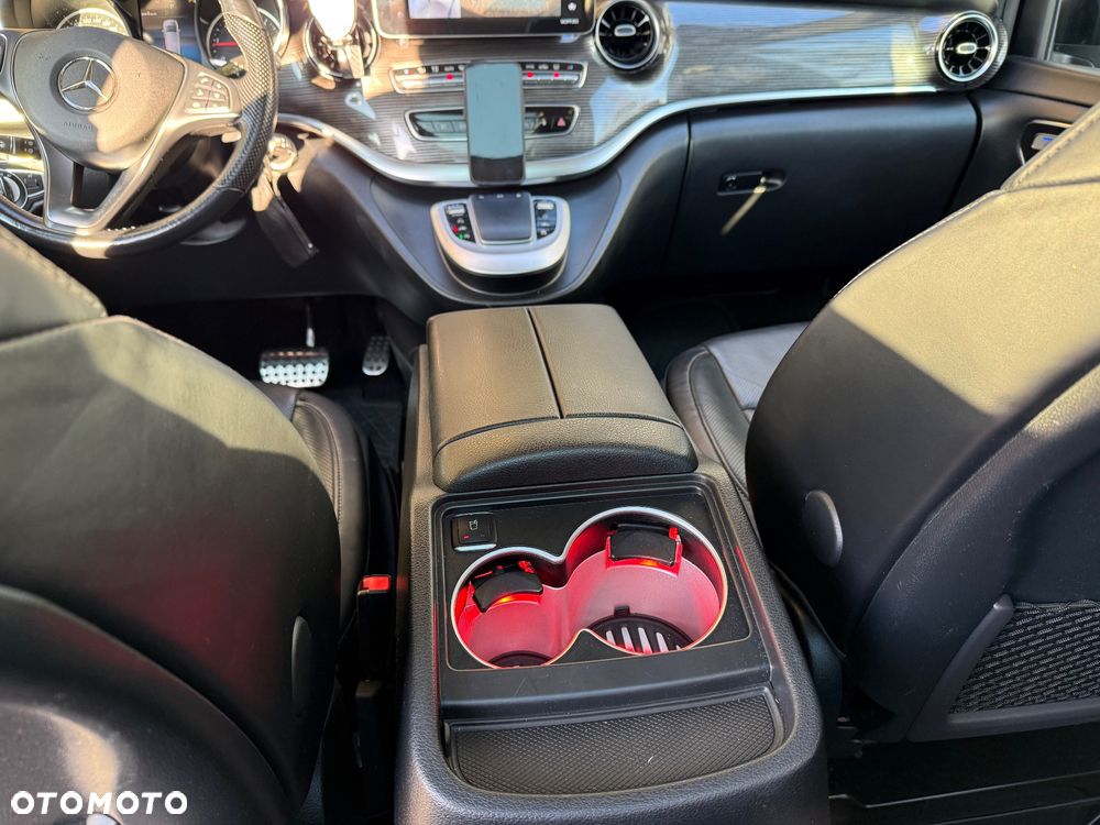 Mercedes-Benz Klasa V 250 d 4-Matic Avantgarde 9G-Tronic (d³ugi) - 27