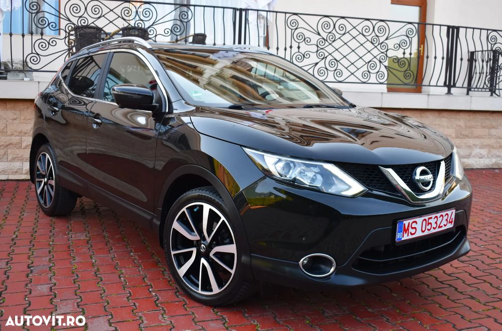 Nissan Qashqai 1.6 DCI Xtronic TEKNA - 3
