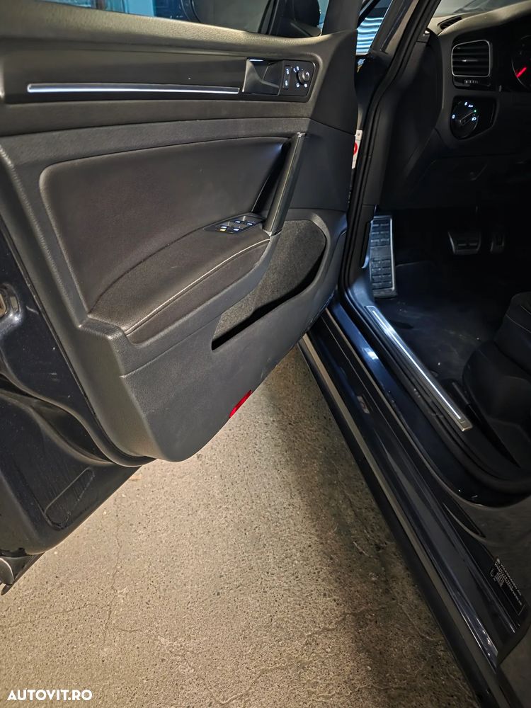 Volkswagen Golf GTD 2.0 TDI SCR DSG - 19