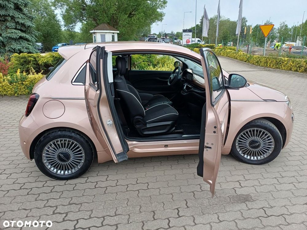 Fiat 500e - 11