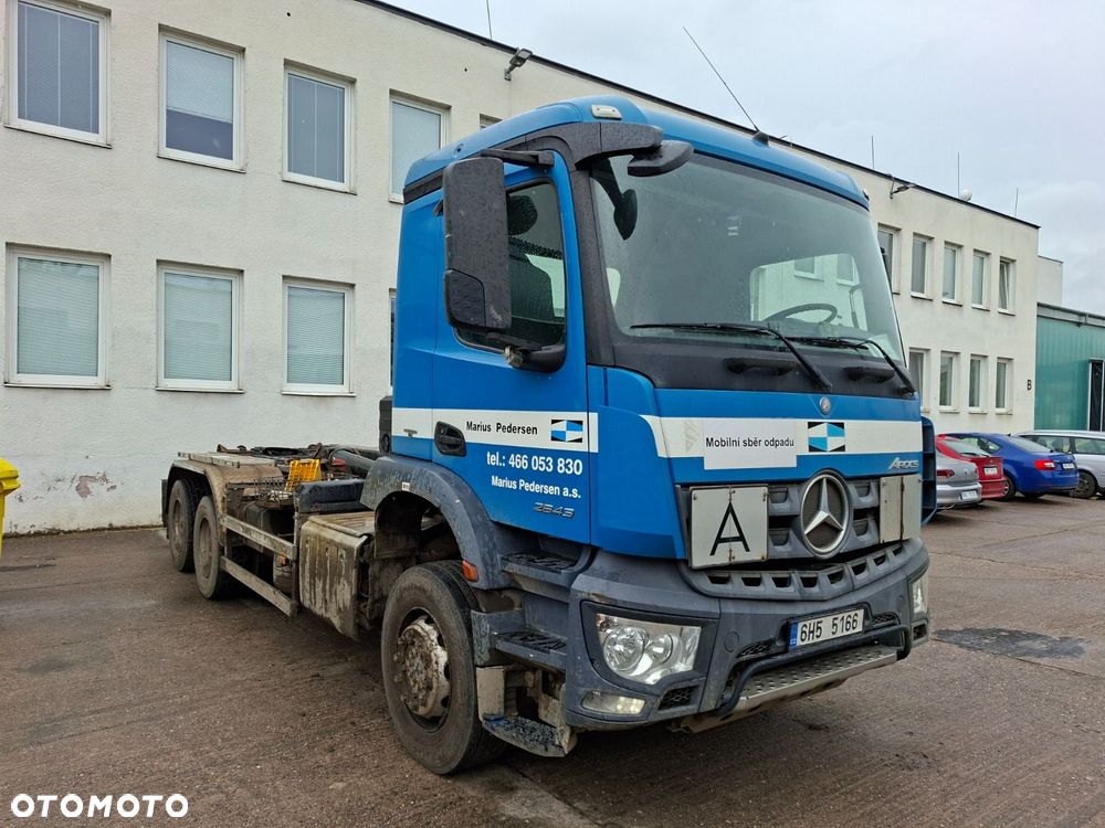 Versalift Arocs 2643 6X4 - 3