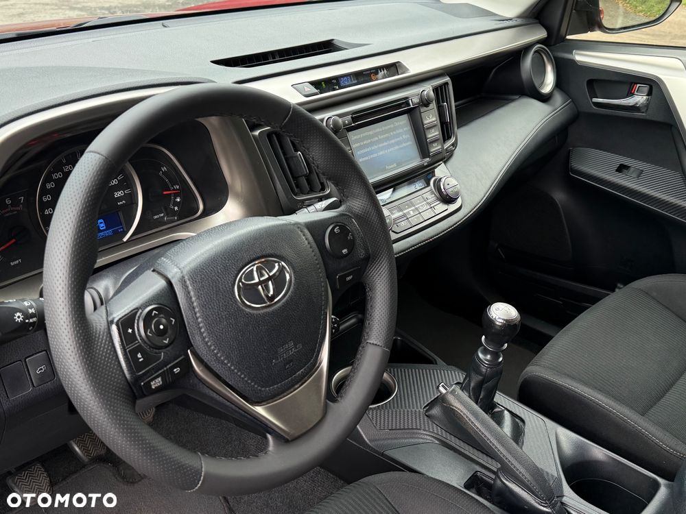 Toyota RAV4 - 14