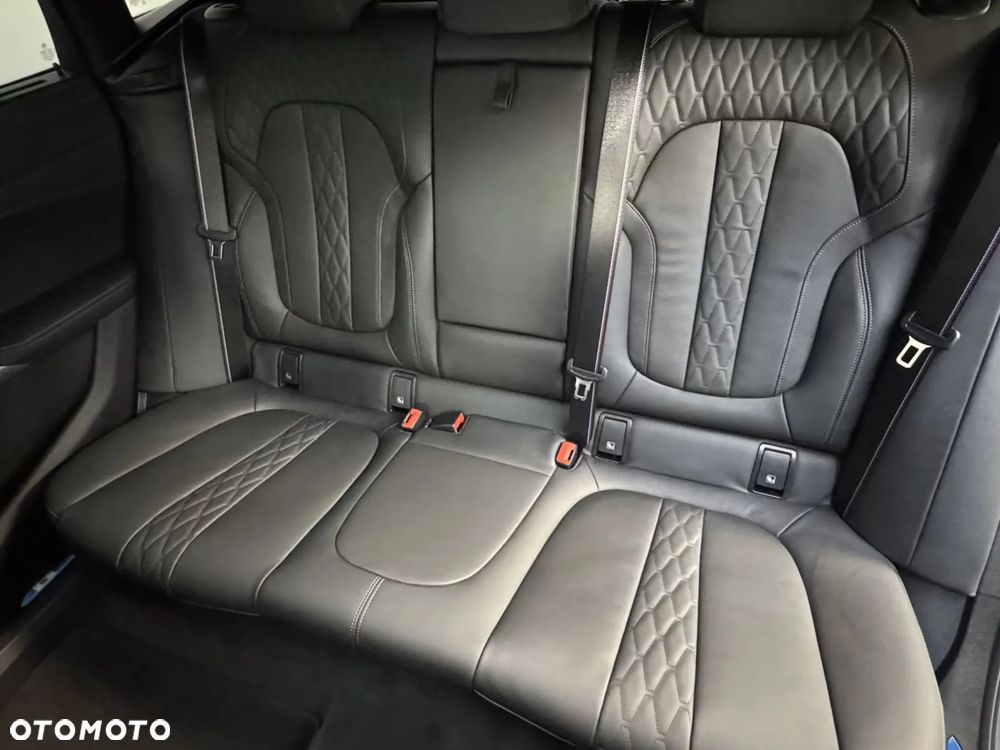 BMW X6 xDrive30d mHEV sport - 17