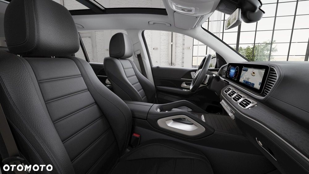 Mercedes-Benz GLS - 21