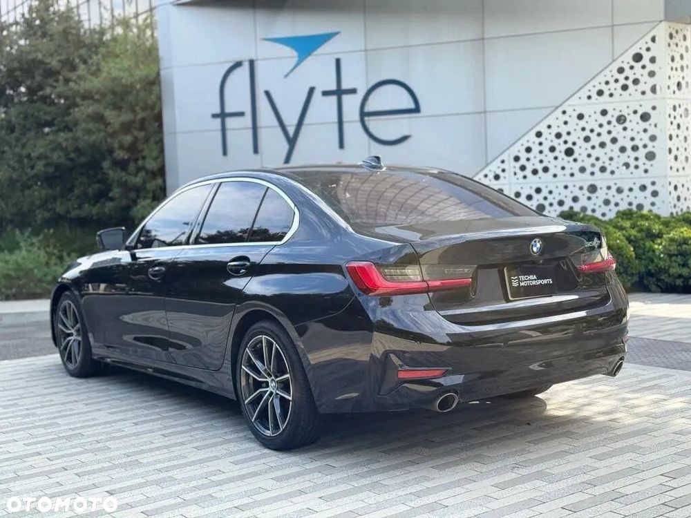 BMW Seria 3 330i xDrive M Sport - 7