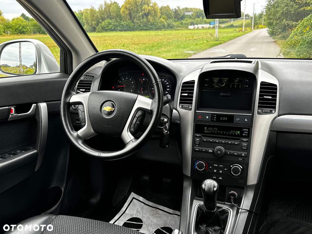Chevrolet Captiva 2.4 LS - 15