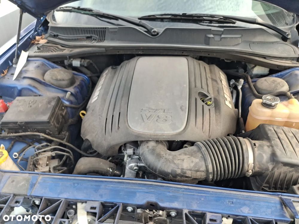 Dodge Challenger - 13