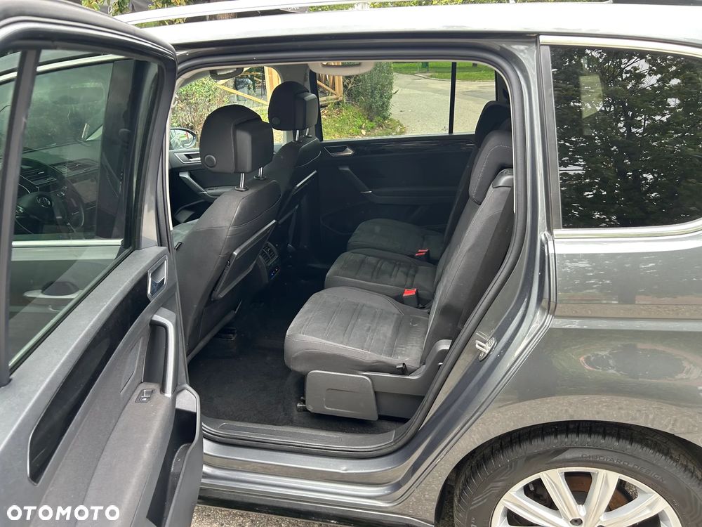 Volkswagen Touran 2.0 TDI BMT Highline DSG - 16