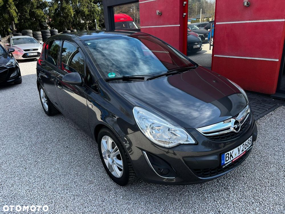 Opel Corsa 1.2 16V Selection 110 Jahre - 1