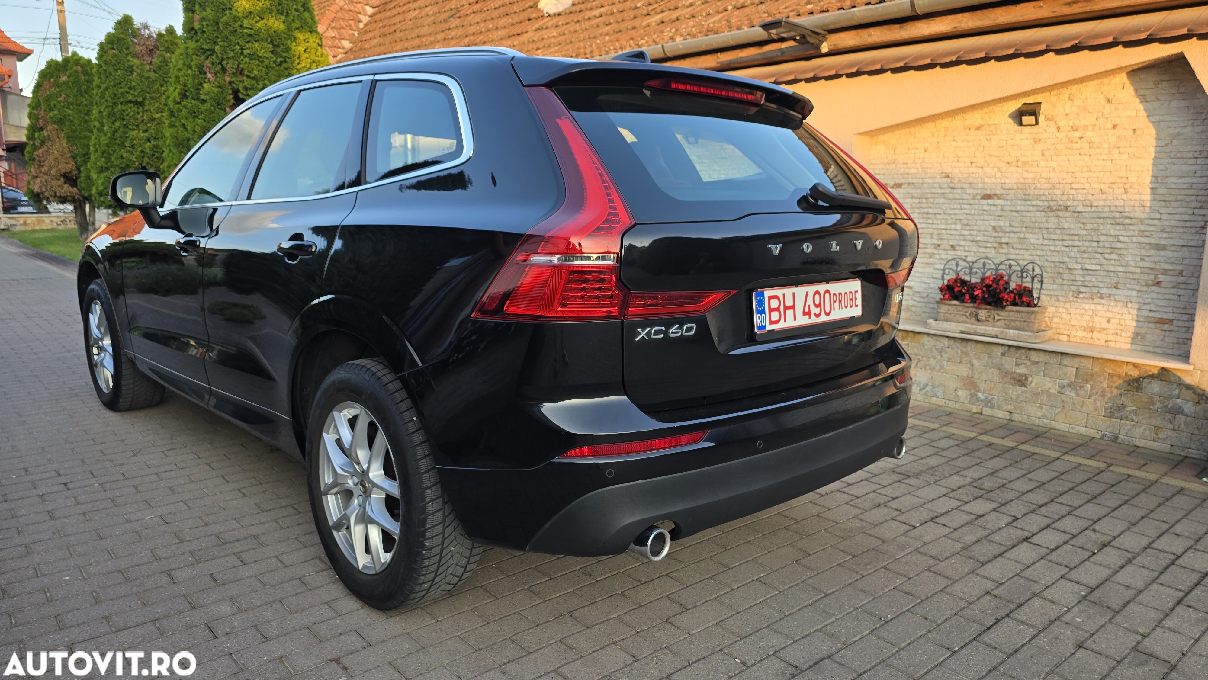 Volvo XC 60 D3 Momentum Pro - 5