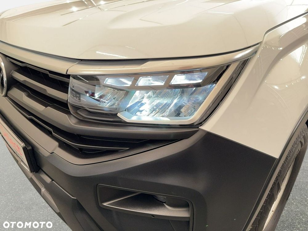 Volkswagen Amarok - 10