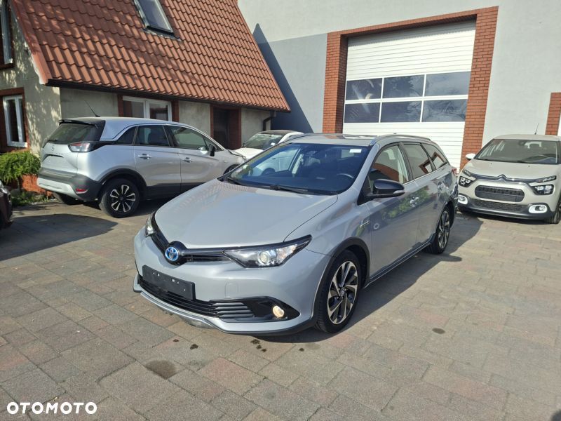Toyota Auris 1.8 VVT-i Automatik Design Edition - 2