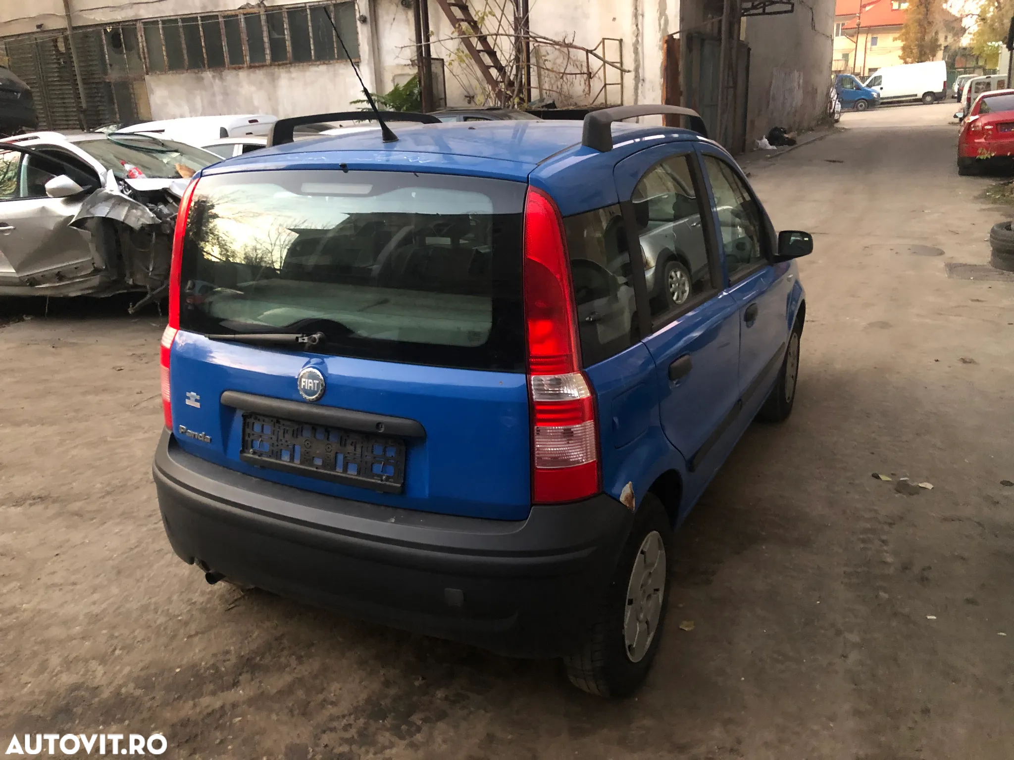 Dezmembrez Fiat Panda albastru benzina 2007 - 7