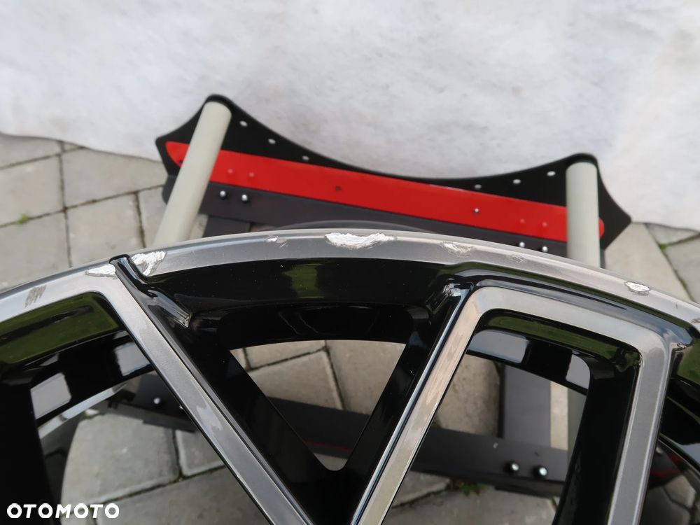 W34/W33 Felga BMW 9882245 10,5x20et28 - 6