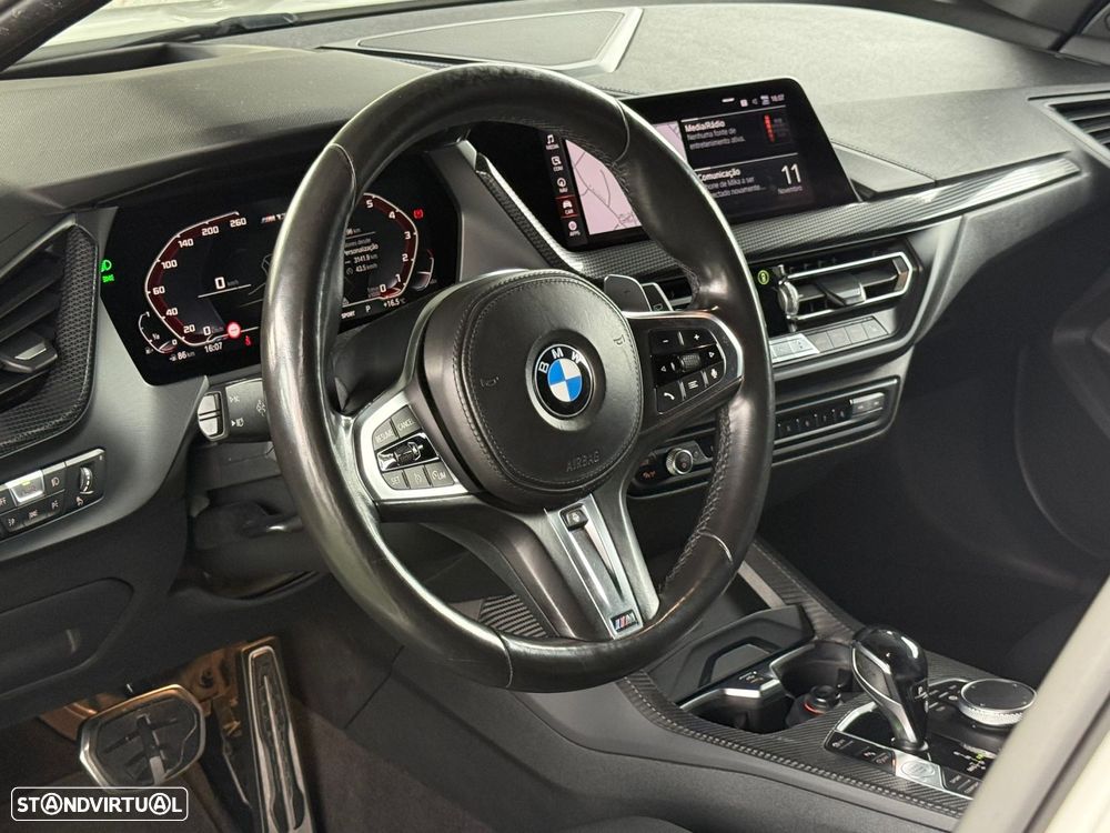 BMW 135 M135 i xDrive Pack 50 anos M - 32