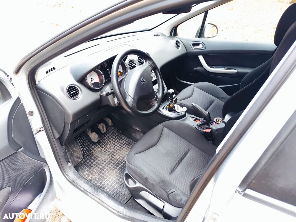 Peugeot 308 1.6HDi Confort Pack - 15