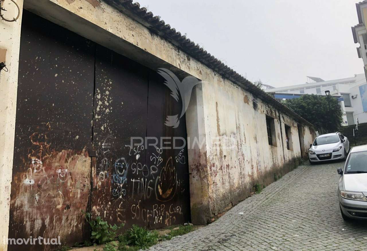 Armazém por recuperar em Odemira - Grande imagem: 2/10