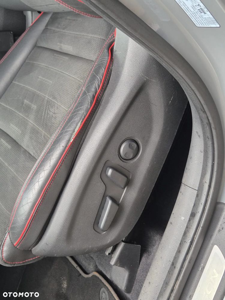 Hyundai Tucson 1.6 CRDi 48V-Hybrid 2WD DCT N Line - 25