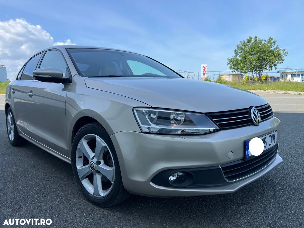 Volkswagen Jetta 2.0 TDI CR DPF Highline - 3
