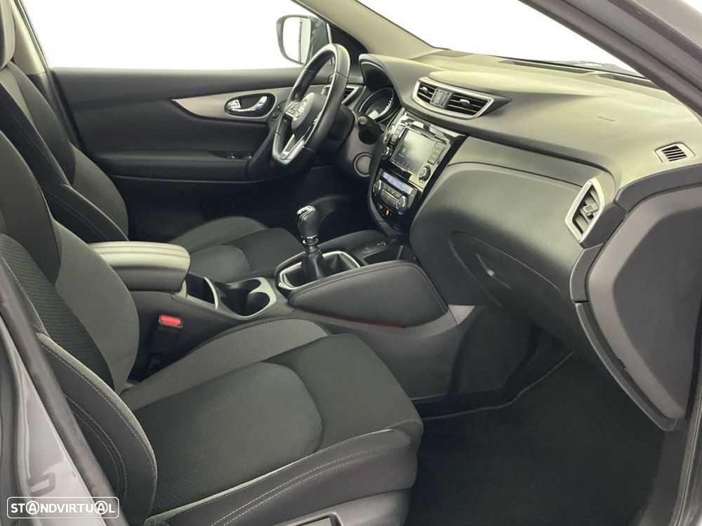 Nissan Qashqai 1.5 dCi N-Connecta - 21