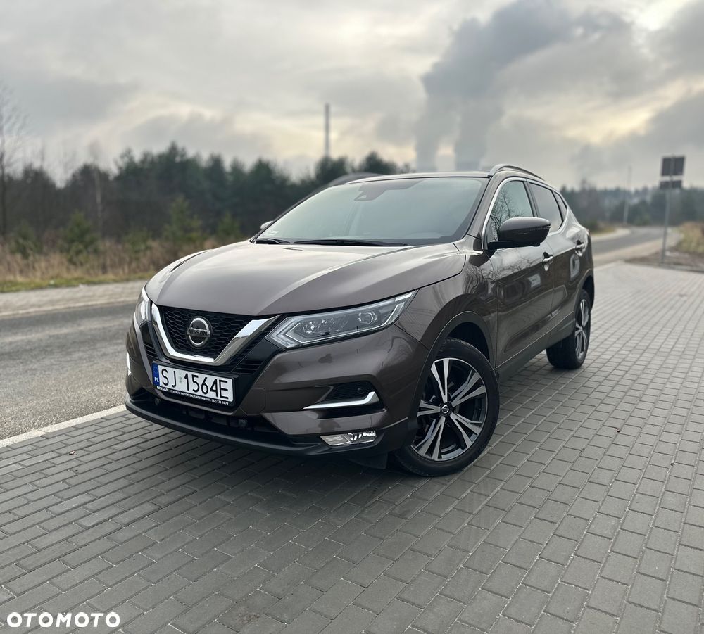 Nissan Qashqai 1.3 DIG-T N-Connecta DCT - 1