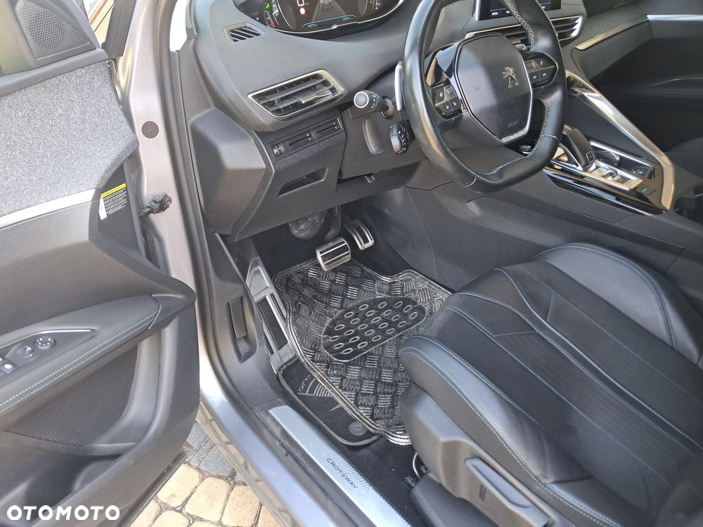Peugeot 3008 1.2 PureTech Crossway S&S EAT6 - 16