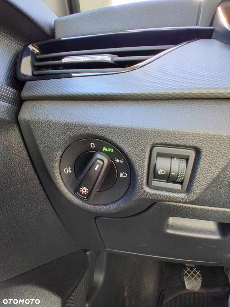 Skoda Kamiq 1.0 TSI Ambition - 11