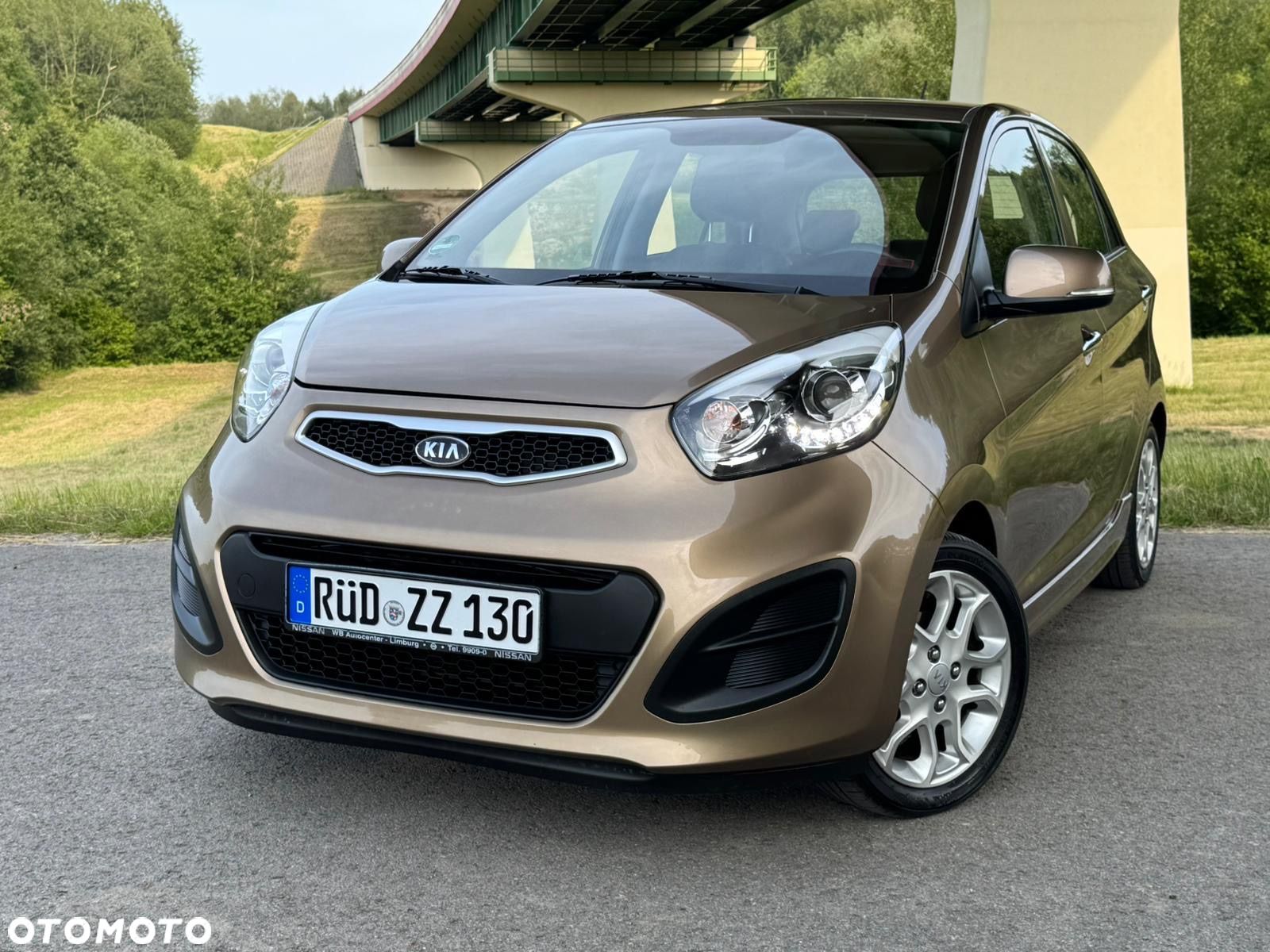 Kia Picanto 1.2 Fifa World Cup Edition - 1