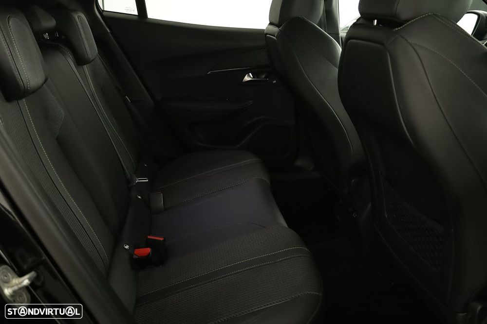 Peugeot 2008 1.2 PureTech GT EAT8 - 20