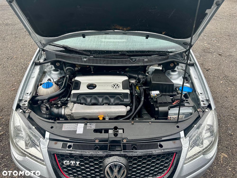 Volkswagen Polo 1.8T GTI - 21