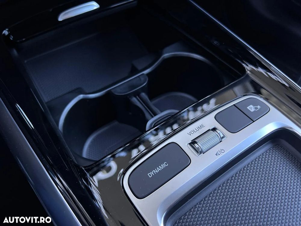 Mercedes-Benz GLA 180 MHEV Aut. - 13