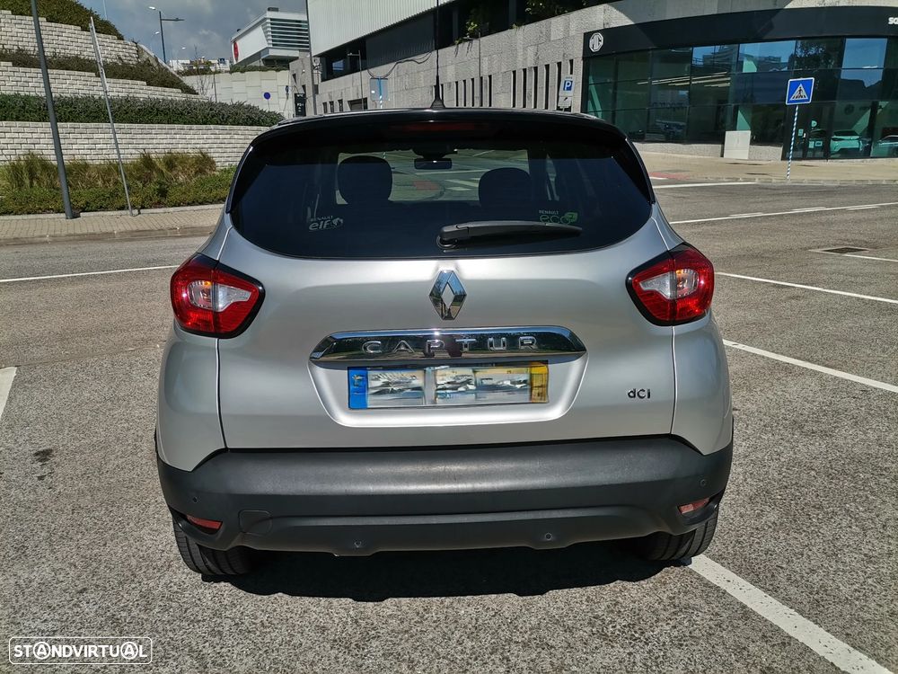 Renault Captur 1.5 dCi Exclusive EDC - 4