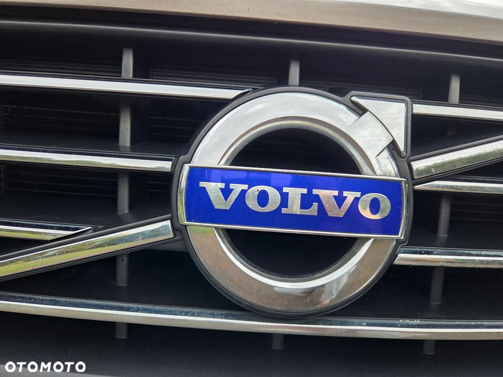 Volvo XC 60 D3 Drive-E Momentum - 30