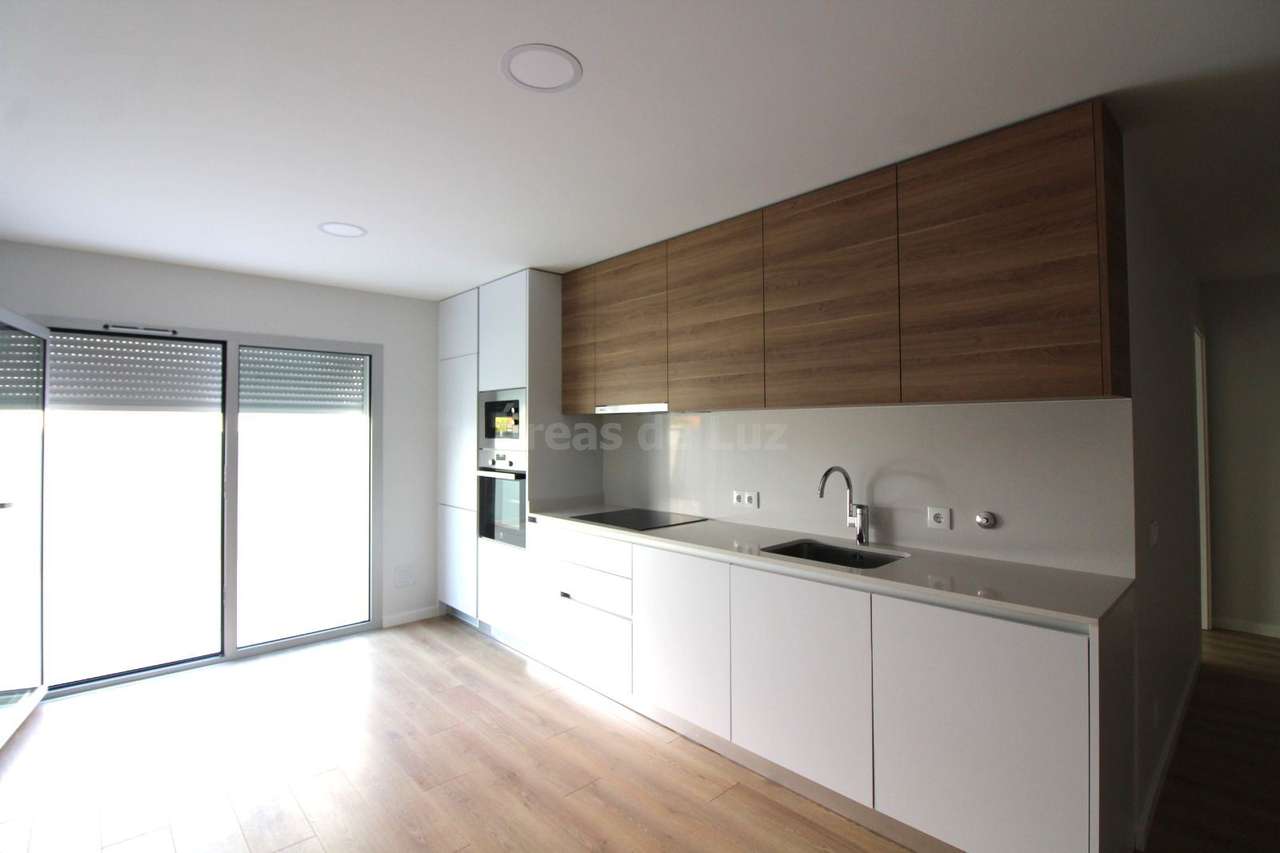 Apartamento T2 Novo - Marrazes - Leiria - Grande imagem: 2/14