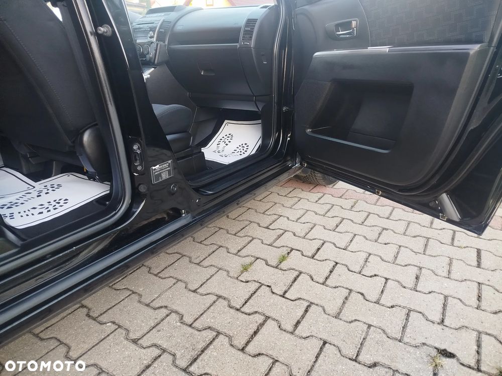 Mazda 5 2.0 Exclusive + - 24