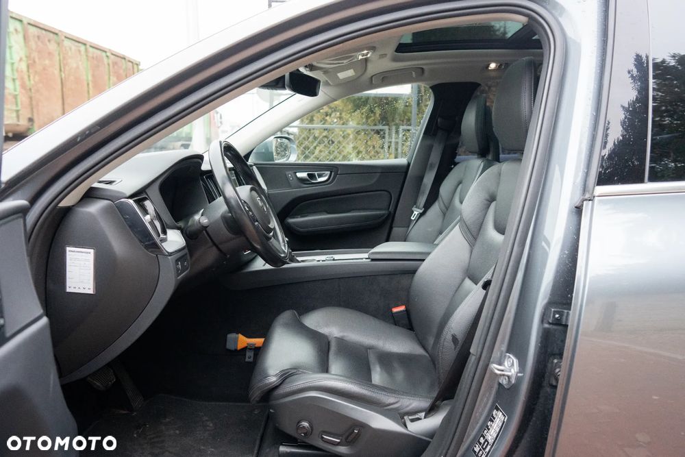 Volvo XC 60 D4 AWD Geartronic Inscription - 8