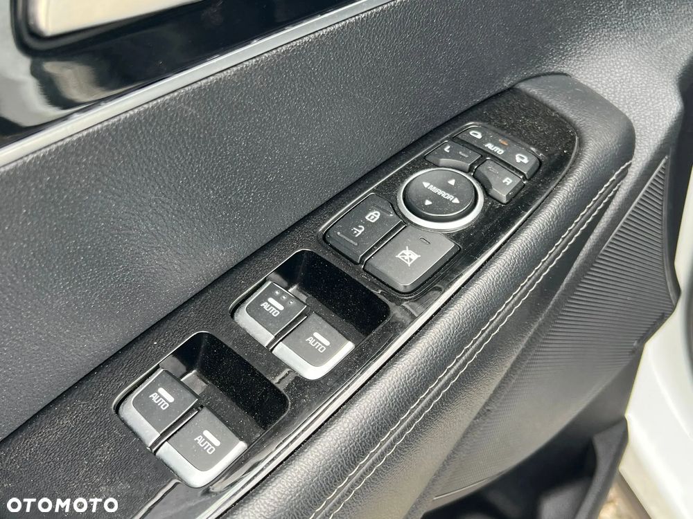 Kia Sorento - 26