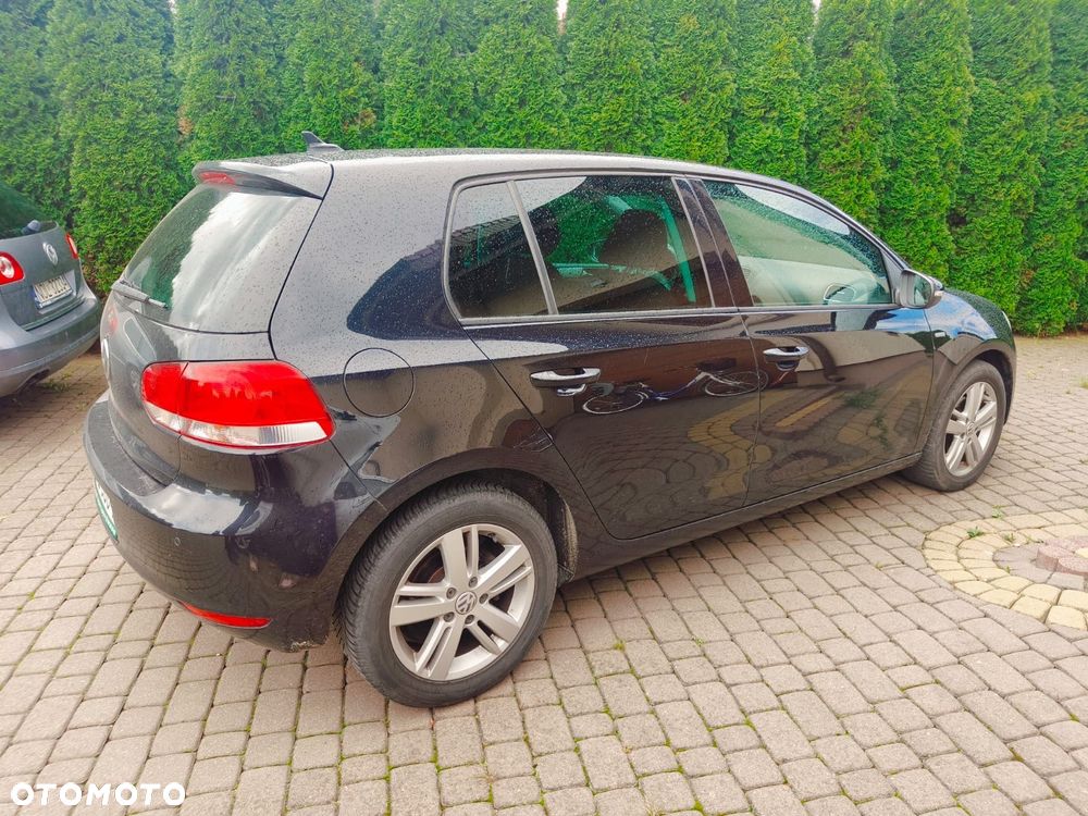 Volkswagen Golf 1.6 TDI DPF MATCH - 3