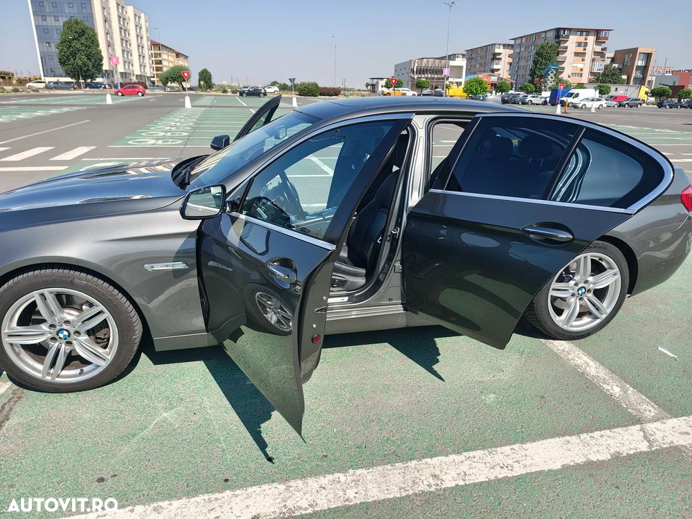 BMW Seria 5 525d xDrive AT - 7