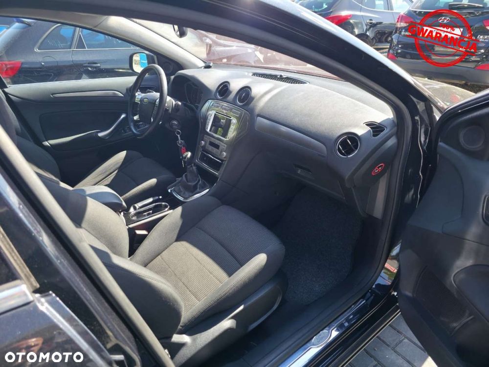 Ford Mondeo - 24