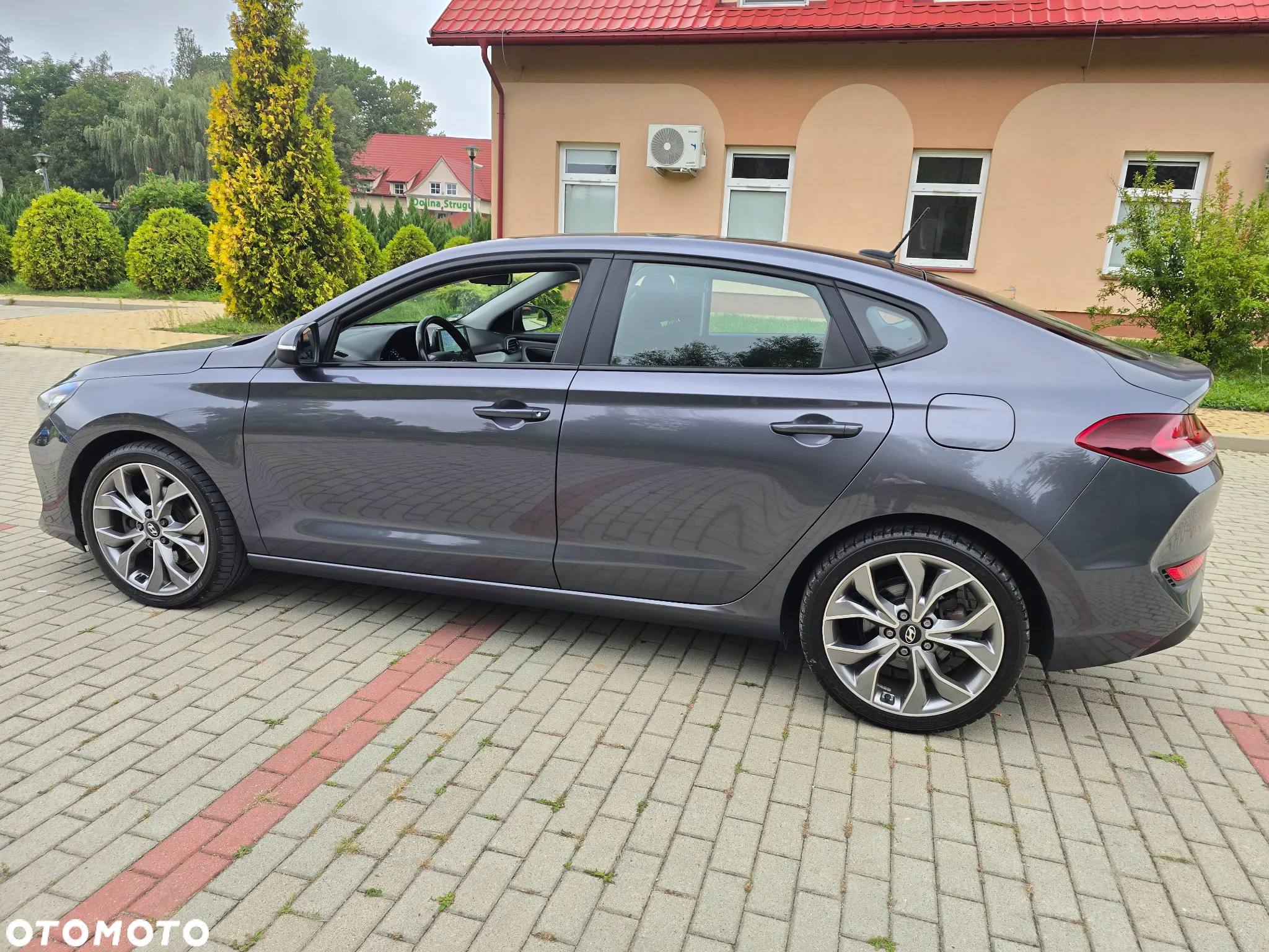 Hyundai i30 1.4 T-GDI Fastback Premium - 17