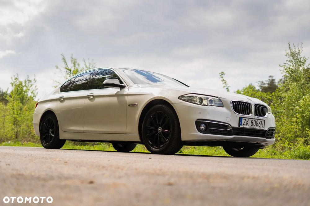 BMW Seria 5 520d xDrive Luxury Line - 8