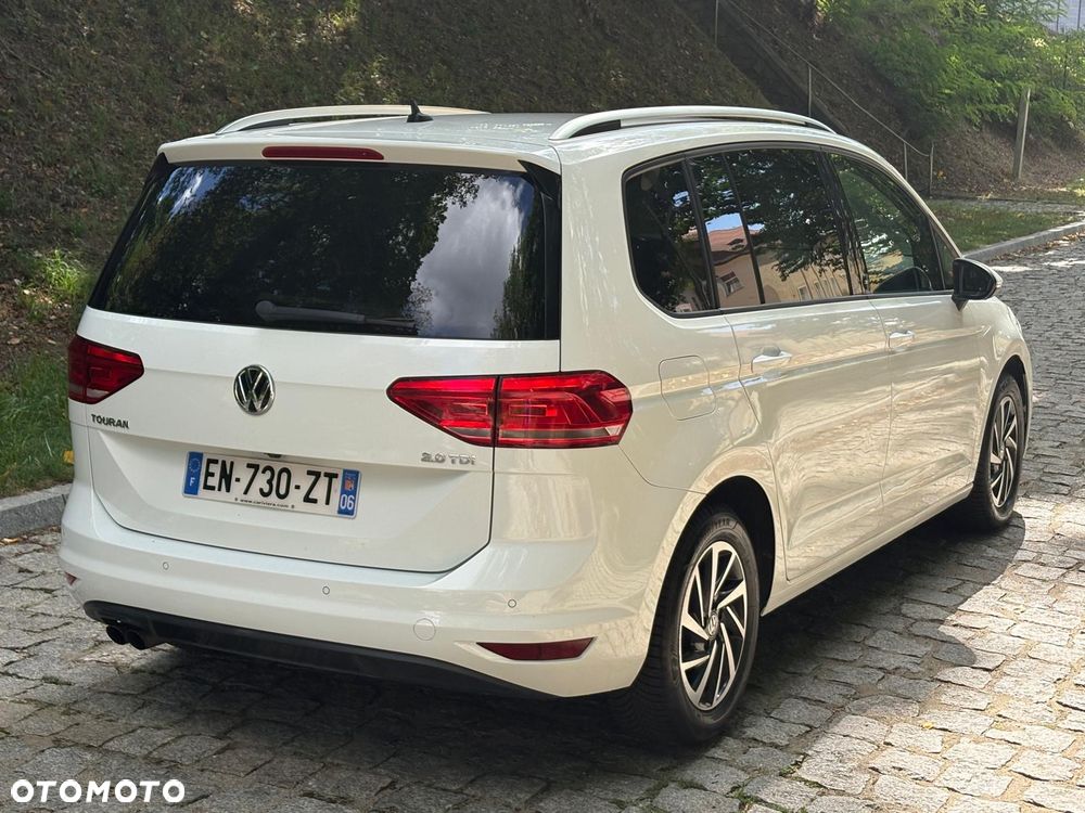 Volkswagen Touran 2.0 TDI SCR (BlueMotion Technology) DSG SOUND - 17