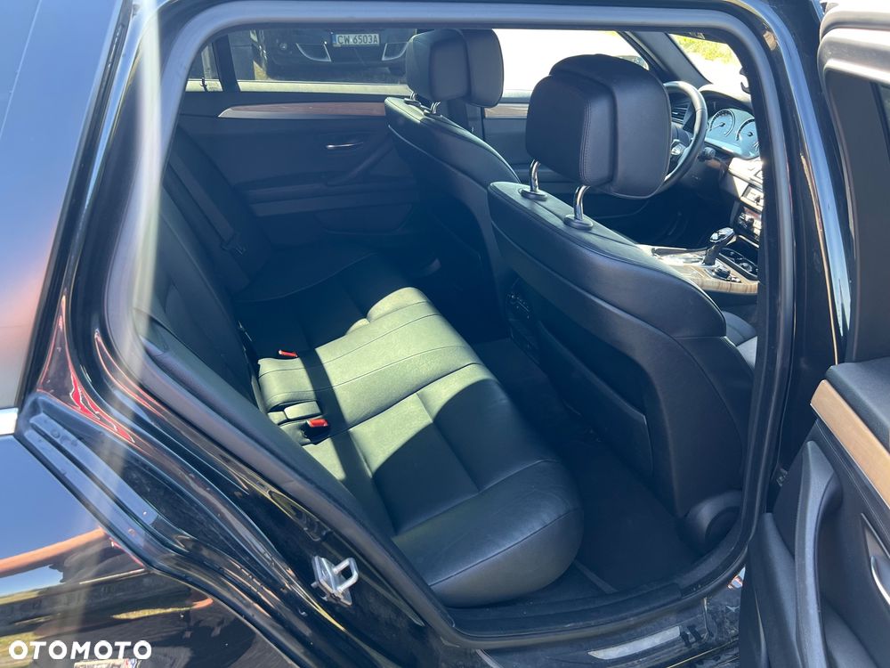 BMW Seria 5 520d - 7