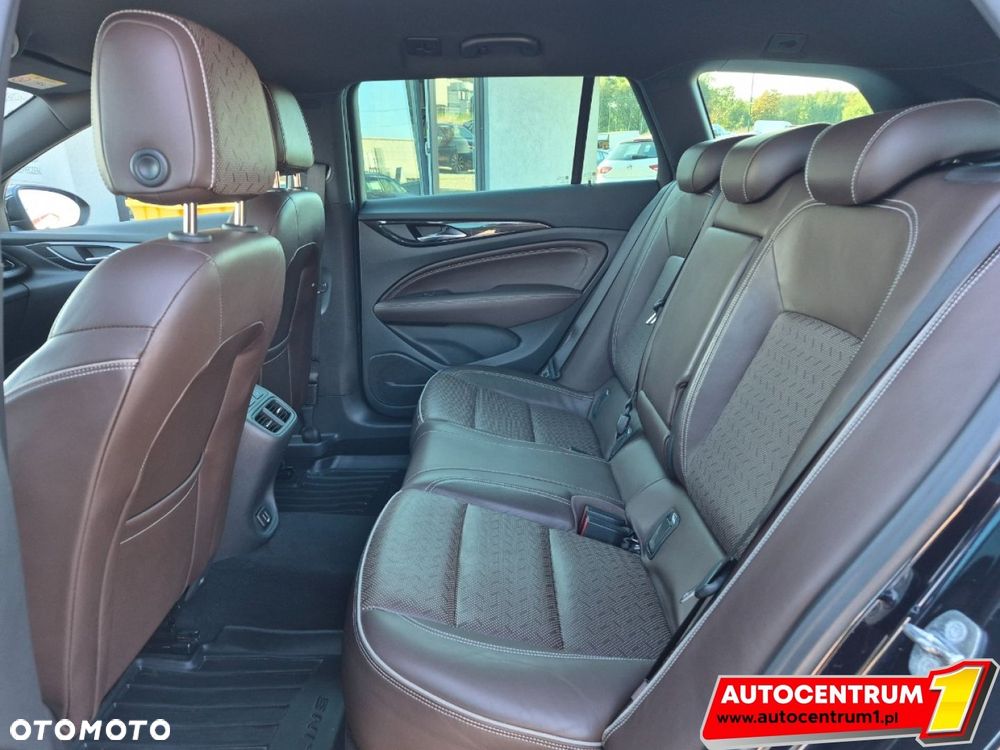Opel Insignia - 24
